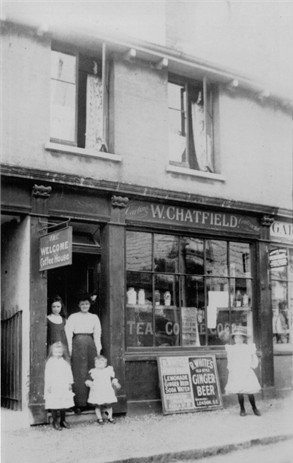 CHATFIELD Willian John 1857-1925 shop.jpg